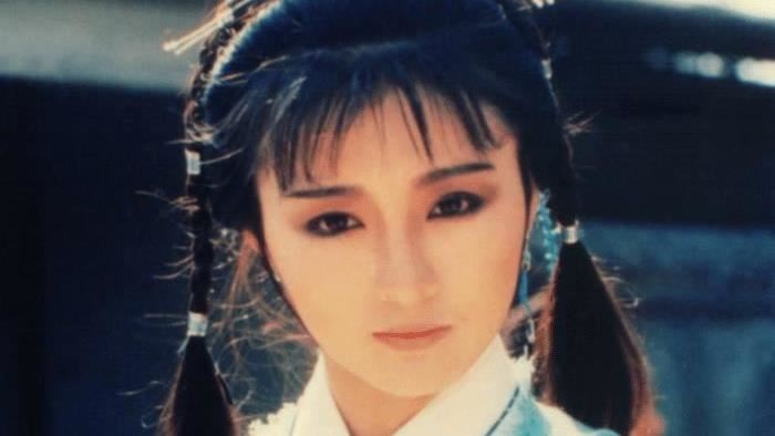 遭抓偷情乾兒子　最美警花晚年淒涼