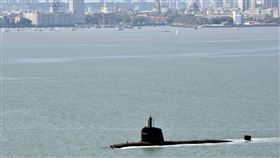 印度海軍接收由法國協助印度在地製造的鮋魚級柴電動力攻擊潛艦「船帆座號」，成為第4艘投入服役的同級潛艦。（圖／翻攝自twitter.com/proshillong）
