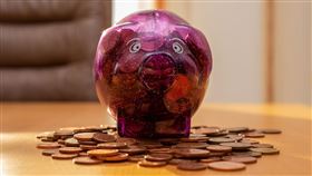存錢,投資,存錢筒（示意圖／翻攝自pixabay）
