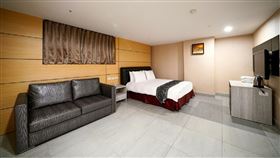 高市防疫旅館量能增加  市府保證市民有房住因應農曆春節返國人潮增，高雄市防疫旅館量10月底起已僅限市民預約；市府觀光局表示，一定會讓每位市民都有房可住。（高雄市觀光局提供）中央社記者蔡孟妤傳真  110年11月9日