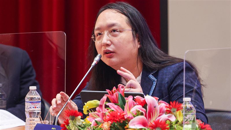 假訊息像病毒　唐鳳曝如何提高免疫力