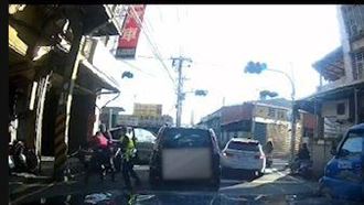 毒蟲遇警飛車逃…從士林逃到三重遭逮