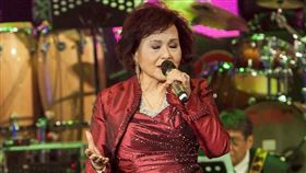 「寶島歌后」紀露霞/臉書