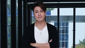 劉至翰三立新聞網專訪。（記者邱榮吉/攝影）