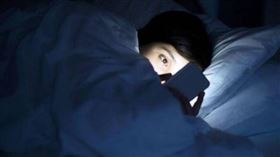 「掛睡」成為網友熱門討論話題。（圖／翻攝自百度）