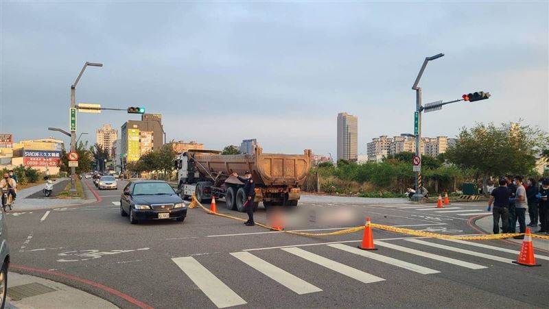 遭砂石車輾死　祖父泣：孫女死不瞑目