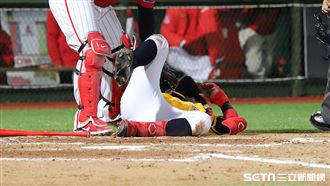 兄弟陳偉漢遭觸身球砸頭　送醫治療