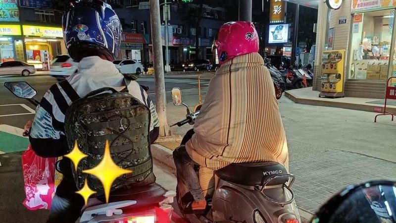 女騎士防寒裝備太狂　網友全驚呆