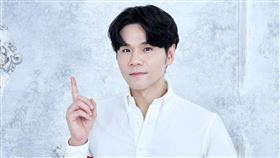 彩妝大師Kevin（圖／翻攝自Kevin老師臉書）