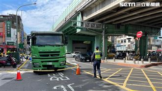 北市砂石車撞機車　祖孫慘遭輾斃