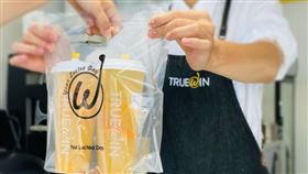 手搖飲業者推出身份證對對碰優惠。（圖／業者提供）