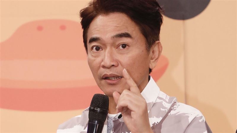 憲哥動怒了？錄影當眾砍光男星橋段