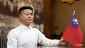 顏寬恒回應，從國小到現在都住在沙鹿，是一個實實在在的沙鹿人