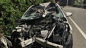 D能卡／朋友開我的車自撞。（圖／翻攝自Dcard）