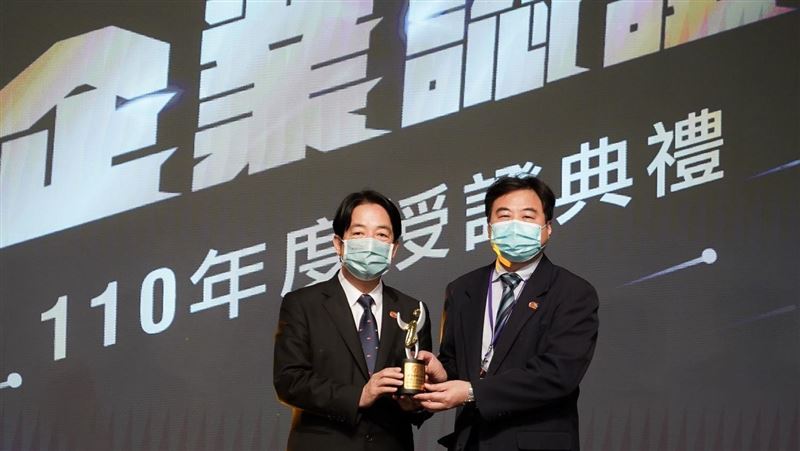 台灣人壽高雄職場獲運動企業認證