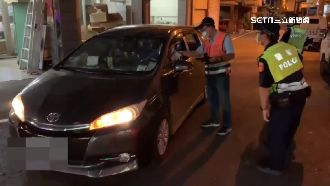 又見違規白牌車　地點轉移南州火車站