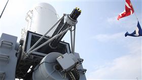 台灣對美軍購方陣快砲 上半年將交運因應敵情威脅，美國預計民國110年上半年陸續交運方陣快砲Block 1B近迫武器系統，國軍將依規劃換裝。圖為配備在海軍艦艇的方陣快砲。（資料照片）中央社記者游凱翔攝 110年4月8日