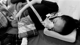 ▲李怡潔希望健保局開放Spinraza用藥。（圖／翻攝李怡潔 Li Yi Jie粉專）