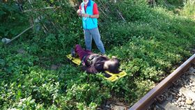 內灣線,種菜,擦撞,（圖／翻攝畫面）