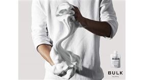 ▲BULK HOMME本客潔顏霜，是以濃密泡沫潔淨肌膚，提供潔顏清爽新體驗。（圖／BULK HOMME本客業者提供）