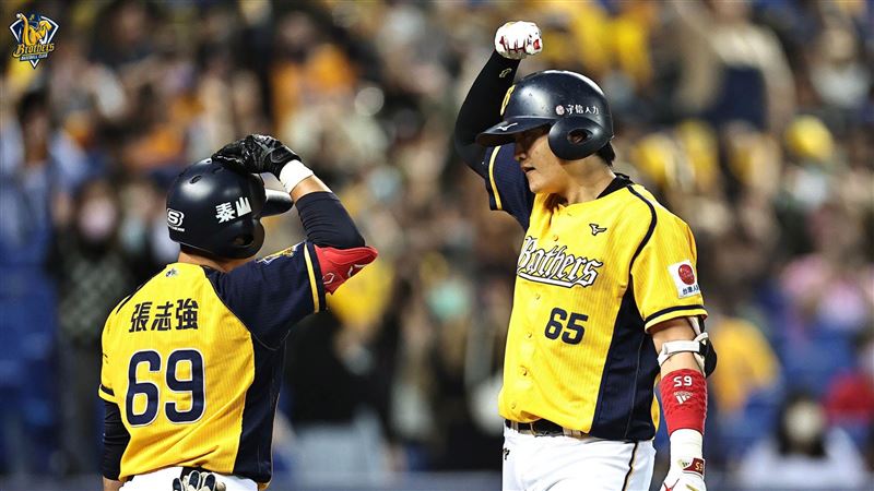 許基宏轟陳冠宇　兄弟攻回年度首位