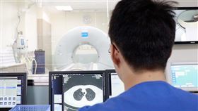 肺部低劑量電腦斷層掃描