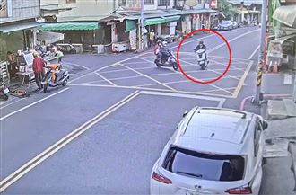 男飆速逆向閃車　下一秒撞死買早餐男