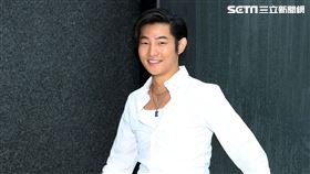 岱毅三立新聞網專訪。（記者邱榮吉/攝影）