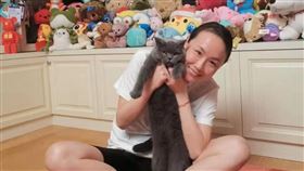 彭帥出現了！官媒記者曝自拍照　背景「小熊維尼」詭異入鏡（圖／翻攝自Shen Shiwei沈詩偉推特）