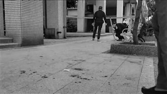 又是不爽被叫戴罩！男怒捅店員致死