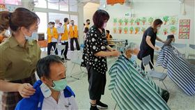 煊龍佛學會,弱勢,義剪