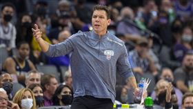 ▲國王開除總教練沃頓（Luke Walton）。（圖／美聯社／達志影像）