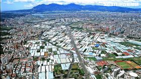 塭仔圳尚未拆遷前照片。（圖／新北市政府提供）