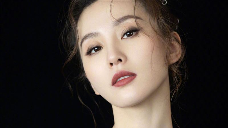 劉詩詩高級神顏曝　網暴動：時尚芭比