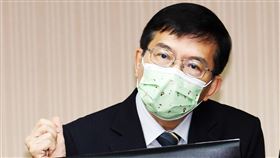 帛琉旅遊泡泡人數減少  王國材：協助行銷交通部長王國材（圖）22日赴立法院備詢，對帛琉旅遊泡泡人數減少一事表示，帛琉旅遊泡泡8月及9月時，配合疫苗施打，因此旅客較多，11月起因為人數大幅減少，所以有取消航班的狀況，將與旅行業者討論如何行銷帛琉景點，也會在兼顧華航營運下討論航班安排。中央社記者施宗暉攝  110年11月22日