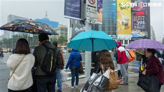 今又變天！連假雨2天僅13度時間曝