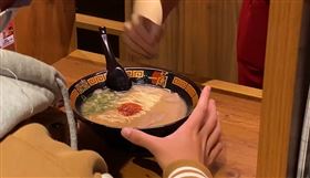 一蘭拉麵，台中朝富店，排隊59小時搶頭香，人龍綿延4.500公尺(圖/記者潘靚緯拍攝)