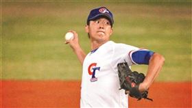 全台棒球熱！王建民1句「我只拿棒球和手套」　上萬人笑翻（圖／翻攝自王建民臉書）