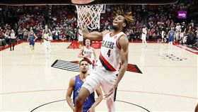 ▲布朗（Greg Brown III）秀胯下灌籃。（圖／路透社／達志影像）