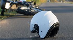 台東大學大一學生騎車看日出出車禍。（示意圖／pixabay）