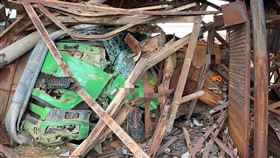 大園,車禍,追撞,廂型車（圖／翻攝畫面）