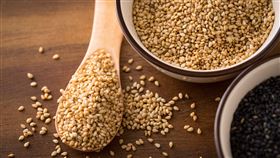 萬歲牌,雙芝腰果,余朱清/萬歲牌、余朱清提供(業配勿用)