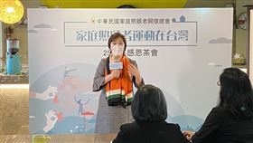 李安妮笑稱自己是家總的代理孕母。（圖／記者簡浩正攝影）