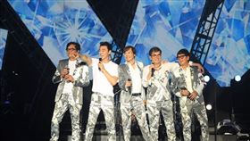 翻攝自豆瓣電影、譚詠麟微博、彭建新微博