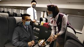 星巴克+哈根達斯　台鐵EMU3000新自強號車票將開搶（圖／台鐵提供）
