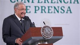 墨西哥總統羅培茲歐布拉多（圖）24日提名副財政部長羅德里格斯出任墨西哥銀行首長，他說這次提名是促進性別平等的部分作為，還需經參議院批准。（圖／翻攝自presidente.gob.mx）
