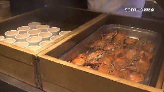 吃到飽竟先拿炒飯！全場老饕讚內行