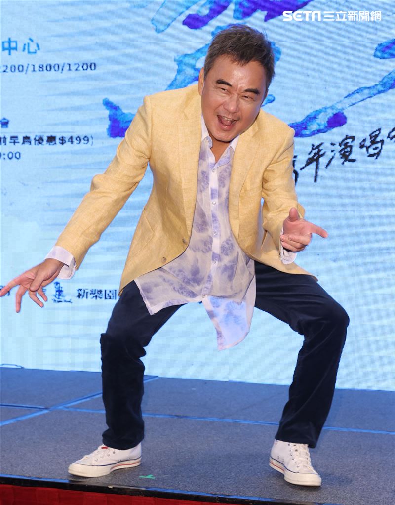 陳昇發表全新專輯「麗春」2022跨年演唱會「線上門票」啟售。（記者邱榮吉/攝影）