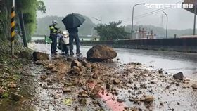 基隆市，暖暖，碇內抽水站，落石，騎士