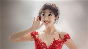 「證件妹」吳佳穎（圖／翻攝自吳佳穎臉書）